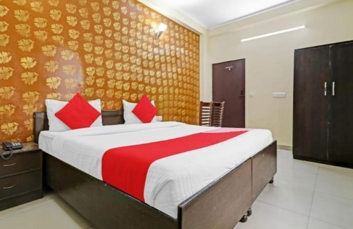 The Hotel Grace Place Inn New Delhi Eksteriør bilde